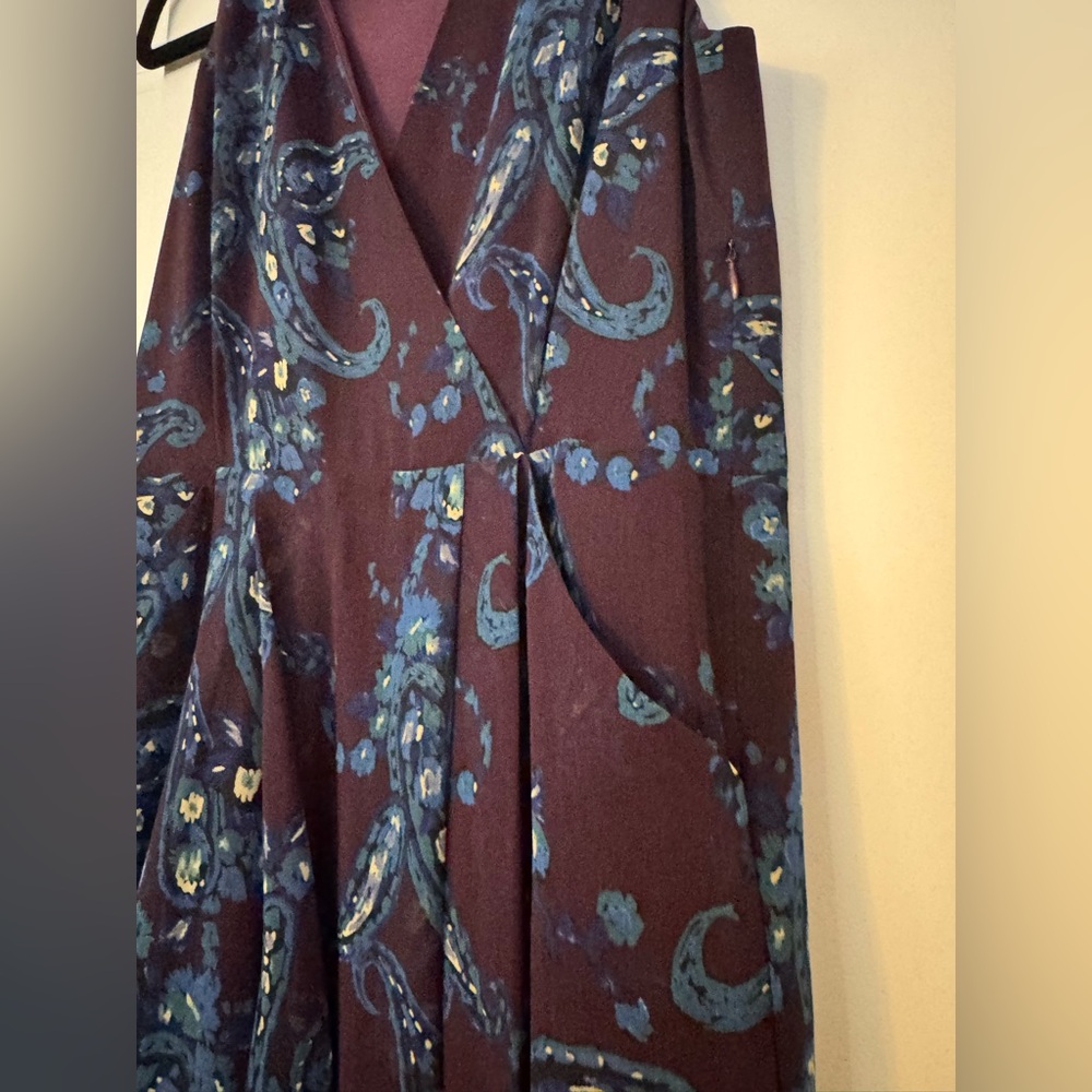 CAbi Dress Treasure Paisley Printed Pleated Pockets - Picture 7 of 11